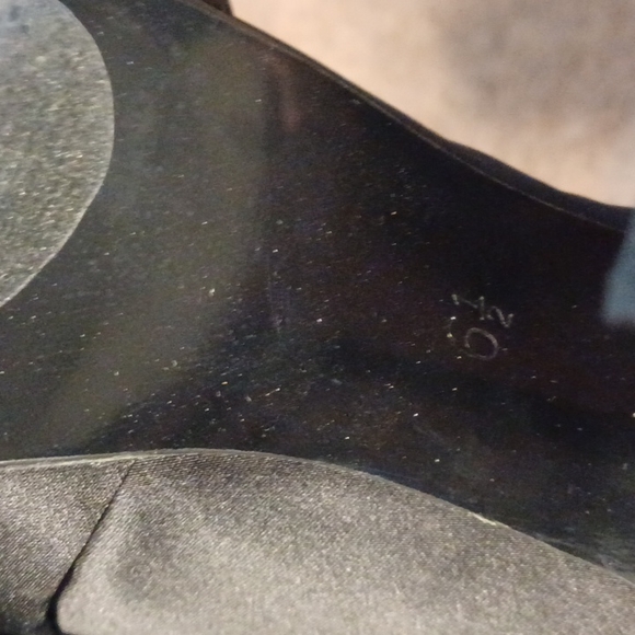 Women's Lulu Townsend Classic Black Heels, 6.5 - Picture 5 of 6